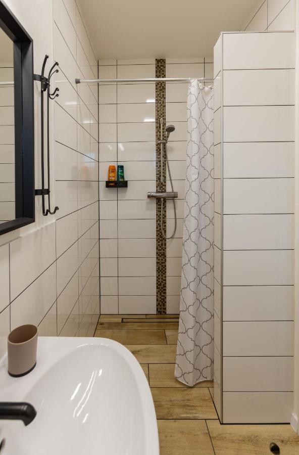 Sunny Apartment With Free Parking Zvolen Exterior foto